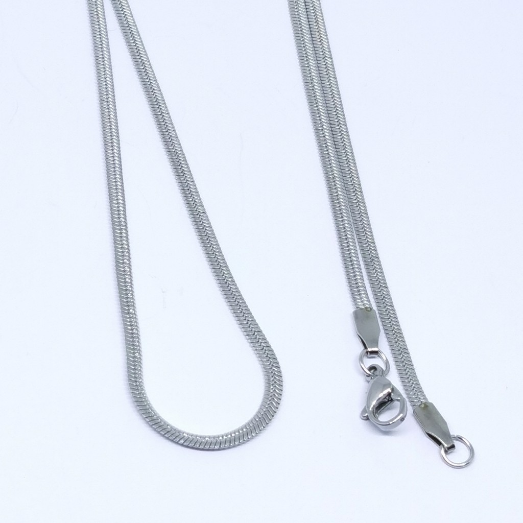 Kalung titanium silver model pipih panjang 50cm