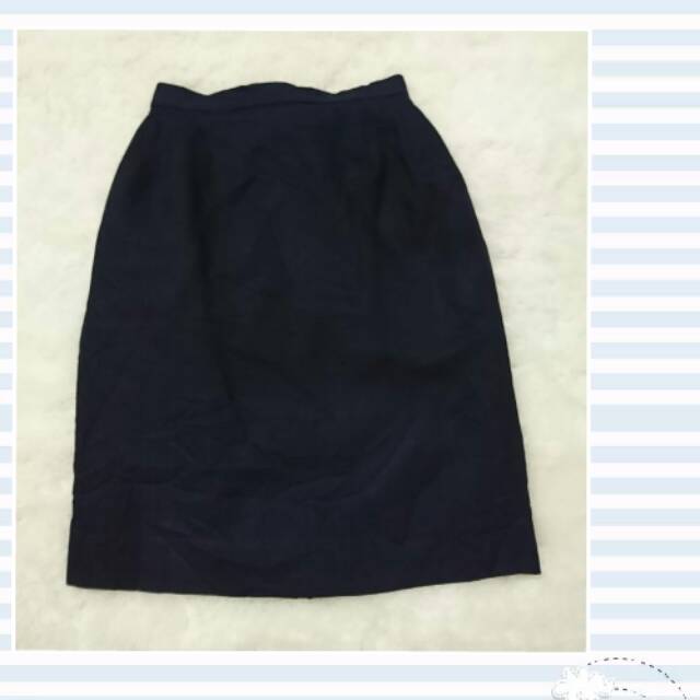 Rok hitam preloved