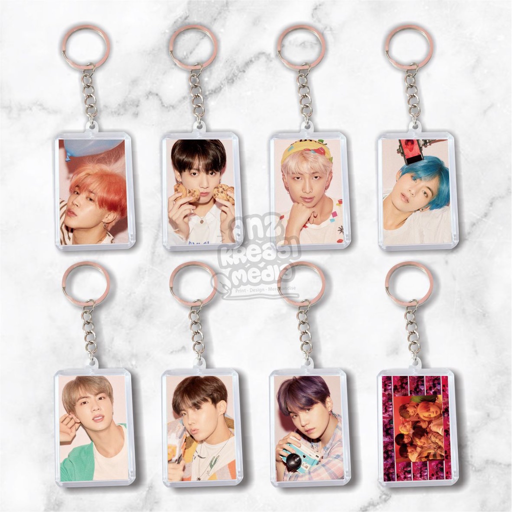 (READY STOCK) GANTUNGAN KUNCI AKRILIK - BTS PERSONA 1