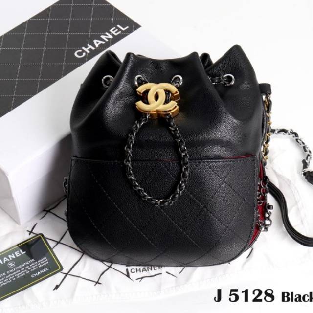 CHANEL
DRAWSTRING BAG MINI 
5128