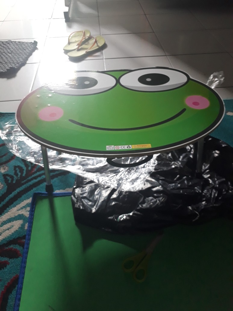 Meja Belajar Anak Karakter / Meja Belajar Lipat