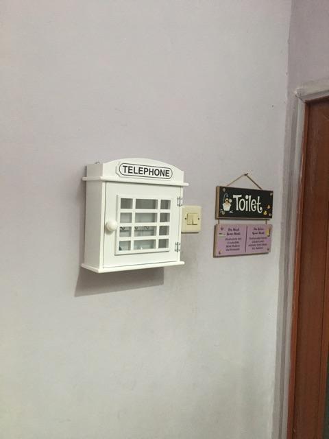 Kotak Obat + Keybox Ala Telephone London