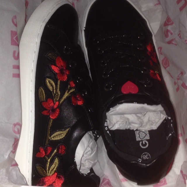 Gosh shoes black (pelunasan)