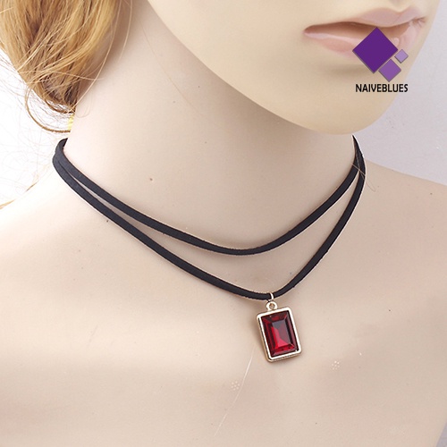 Kalung Choker Rantai Pendek Berlian Imitasi Bentuk Persegi Gaya Vintage Untuk Wanita