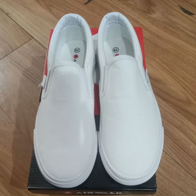 sepatu airwalk Squidmen white