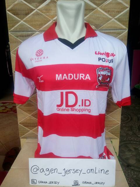 Jersey Madura United Home 2017 Liga 1 Gojek Merah Putih JD.ID Semi GO Lokal