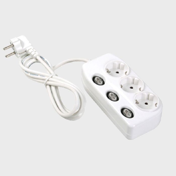 

Loyal Stop Kontak + Kabel 1.5M + Saklar Individual 3 Lubang (LY-253) SNI