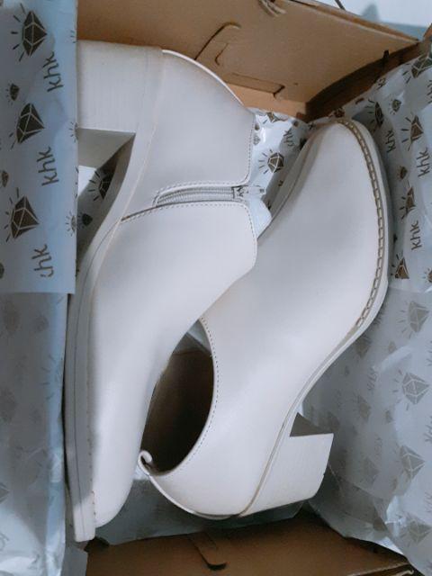 Khakikakiku Jill Oxford Cream