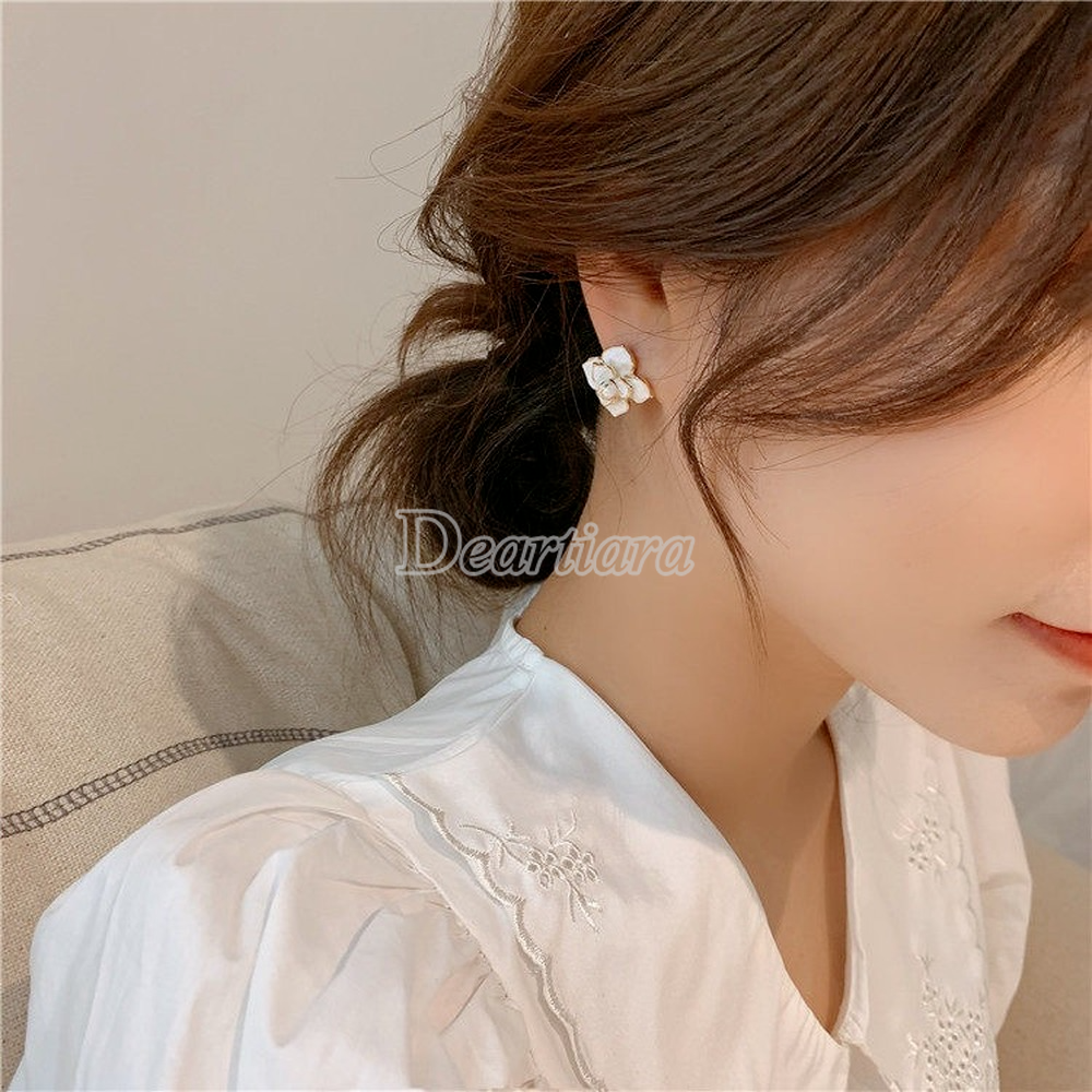 Dongdaemun South Korea White Hill Camellia S925 Silver Needle Shell Earrings Women's Accessories Jewelry Earrings