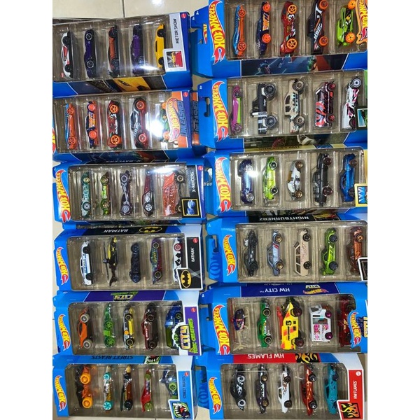 Hot Wheels isi 5, Hotwheels set. Mobil die cast original Mattel.Seri 2022