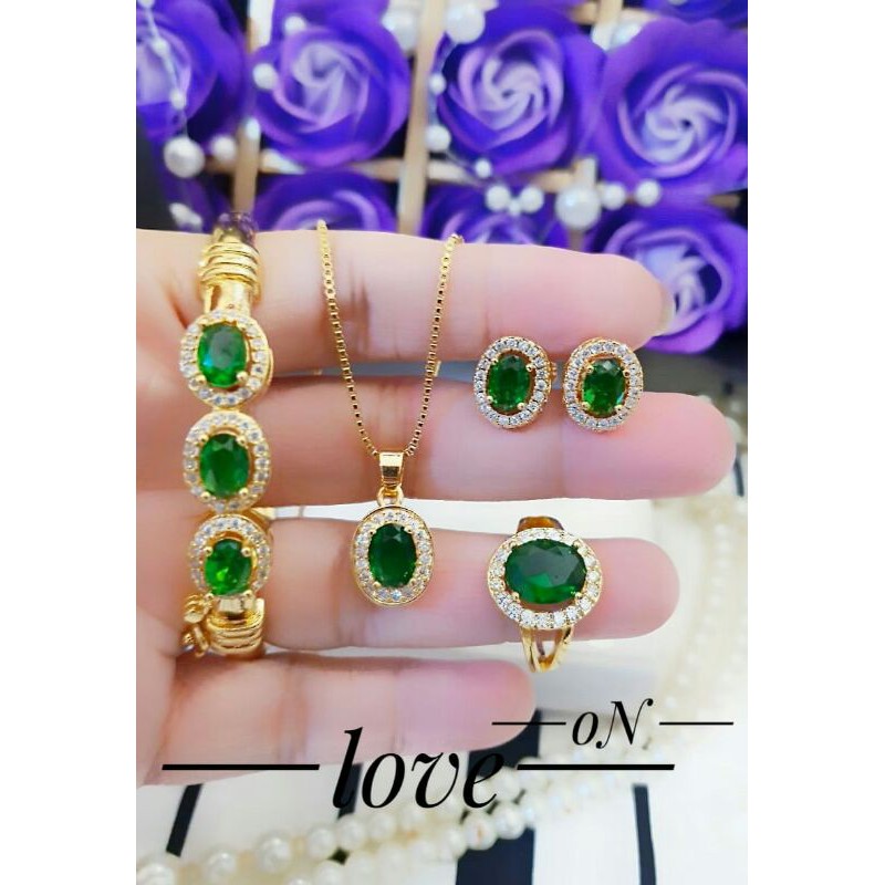 Xuping Asli lapis emas 24k batu permata hijau X2801