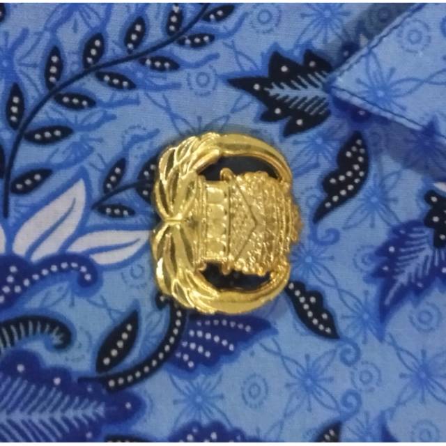 Promo lambang korpri bahan cor kuningan