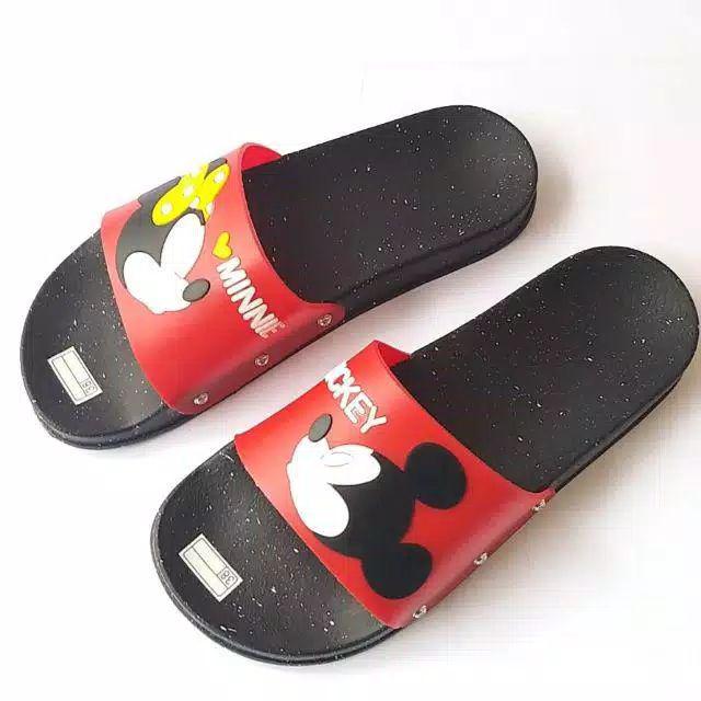 SANDAL SLOP MICKIEY MINNI SLIPON KARAKTER SOL HITAM BINTIK-Merah
