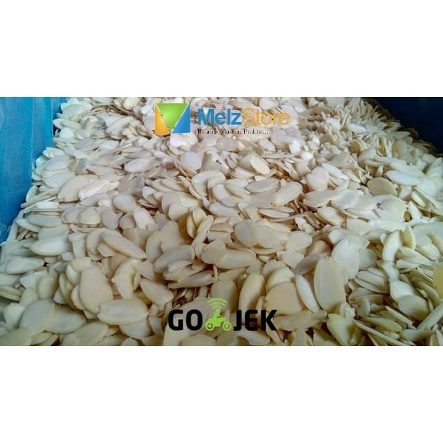 

Kacang Almond Mentah Slice/Potong Tipis-Import "Blue Diamond" 1kg