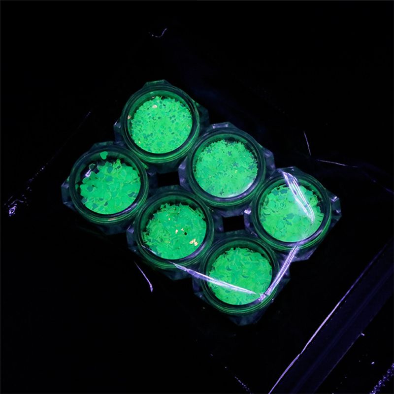 SIY  6 Bottle Luminous Sequins Glow In the Dark Glitters Fluorescent Sequins Resin Jewelry Findings Nail Art Craft Tools