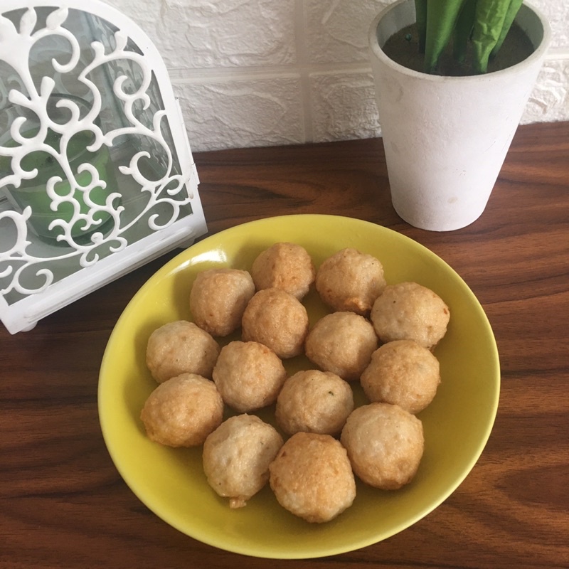 

pempek adaan ikan isi (30 biji)