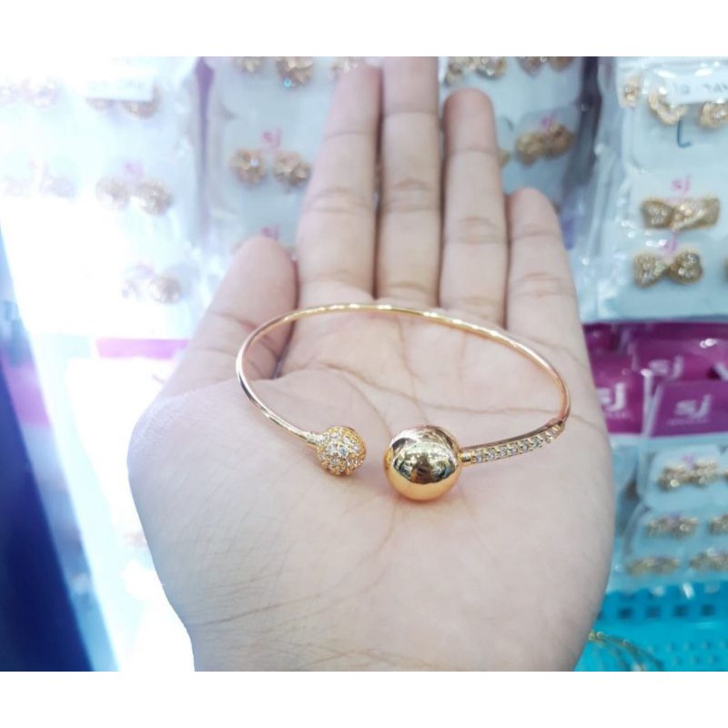 gelang bulat besar gelang lapis emas murah perhiasan gelang emas gelang murah gelang xuping
