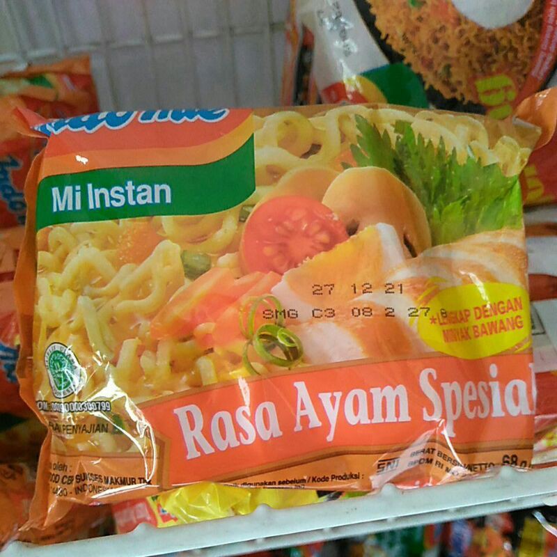 

Indomie kuah rasa ayam special