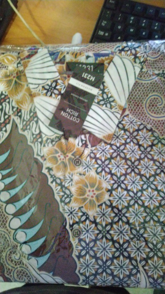 M231 Kemeja Pria Batik Panjang Coklat 1423a