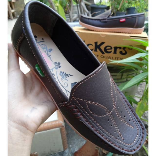 Sepatu kerja Wanita KICKERS