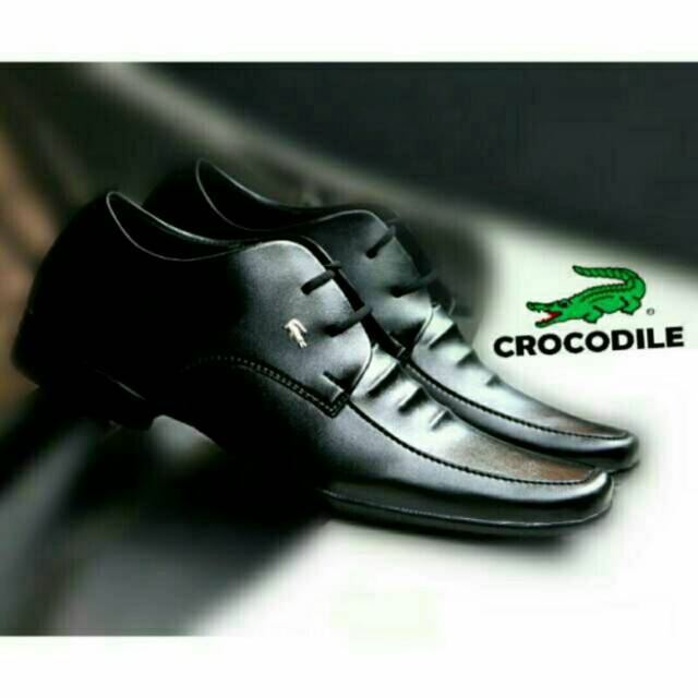 Pantople Crocodile Pria Semi Kulit