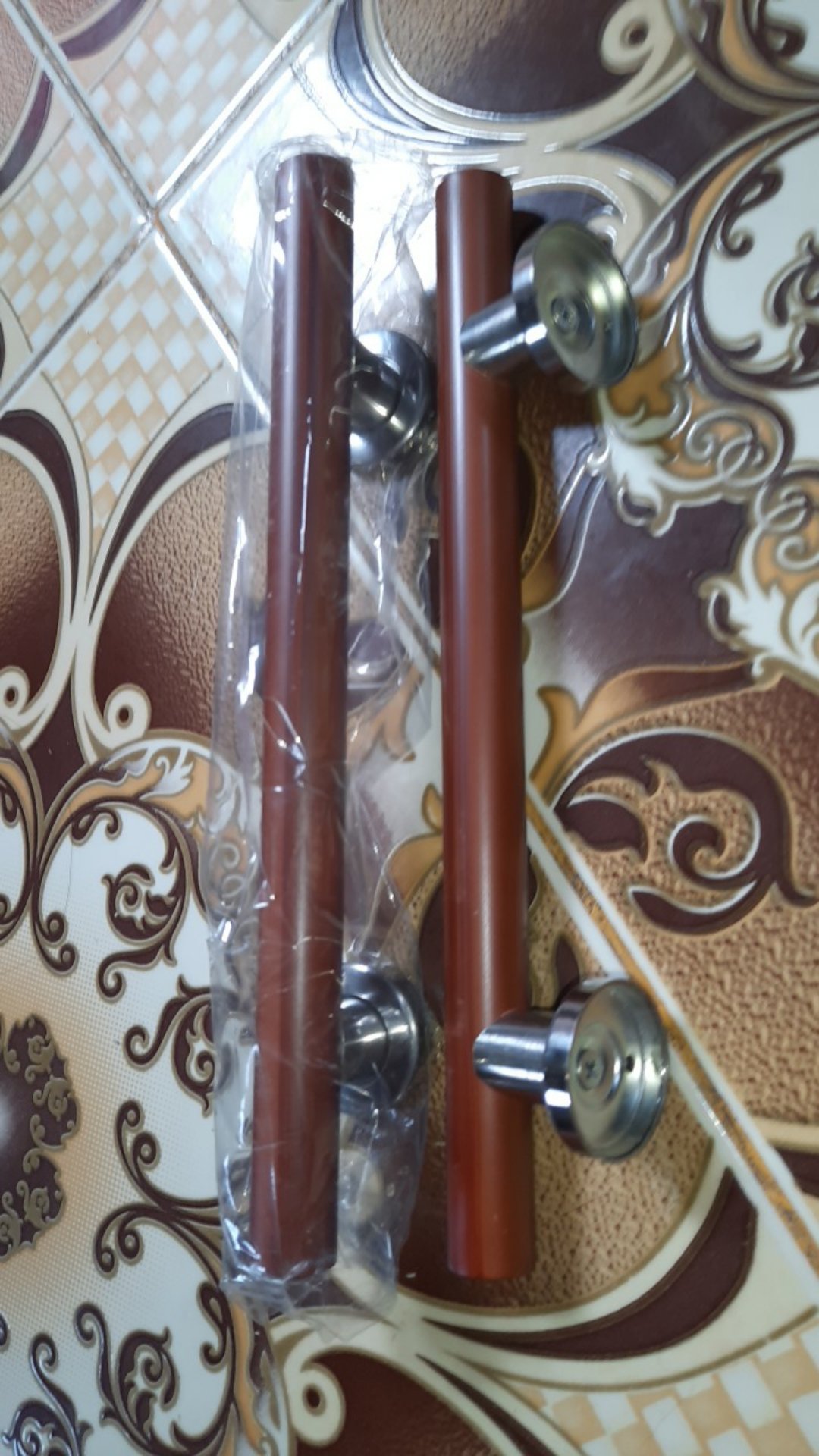 Handle Pintu Rumah Bulat Coklat Kayu Tarikan Gagang Stainles Kunci 25 Cm Natural Lis Kombinasi 2 Cm