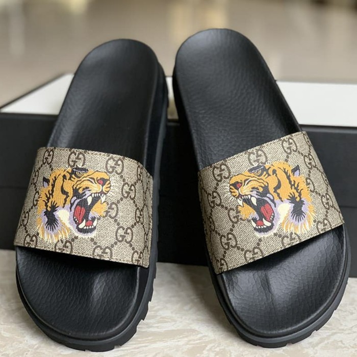 gucci tiger flip flops