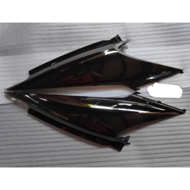 Cover body beat karbu hitam