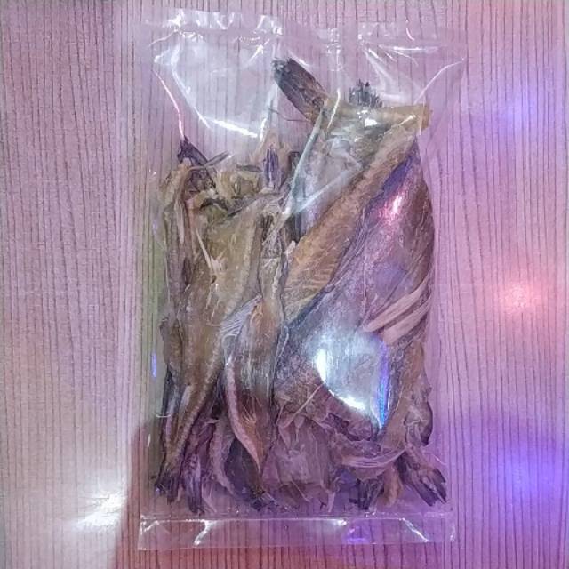 

Ikan Asin Mentah Hj Mbok Sri 100 g