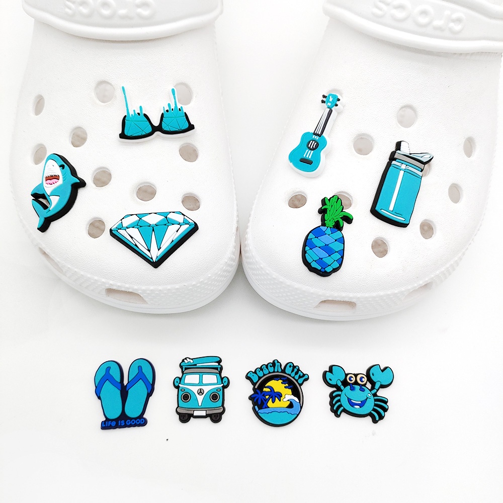 Charms Gelang Desain Kartun Crocs jibbitz Untuk Aksesoris Anak Perempuan