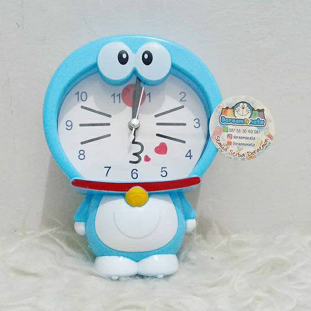 Jam weker doraemon badan