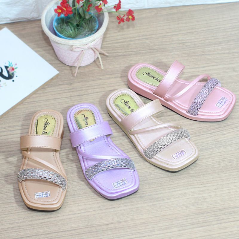 Sandal Anak Perempuan Silang Cristal Rosa02