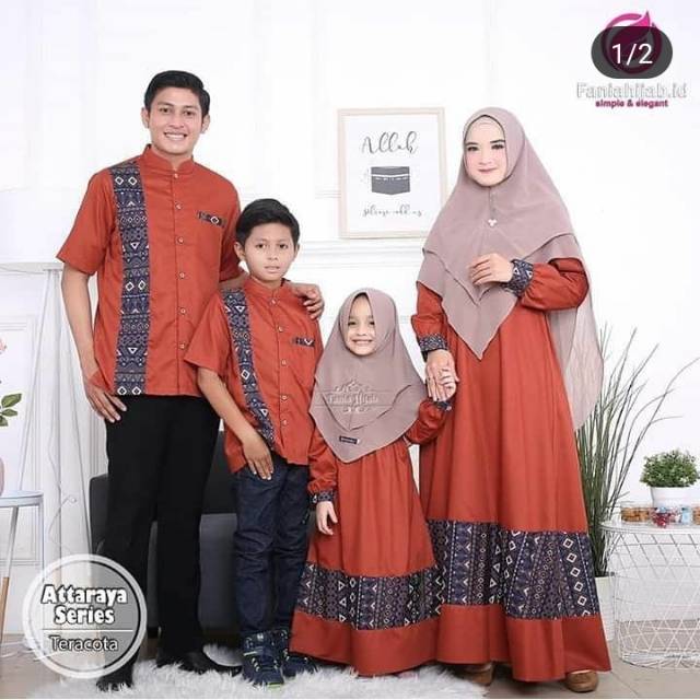 SARIMBIT FANIA HIJAB