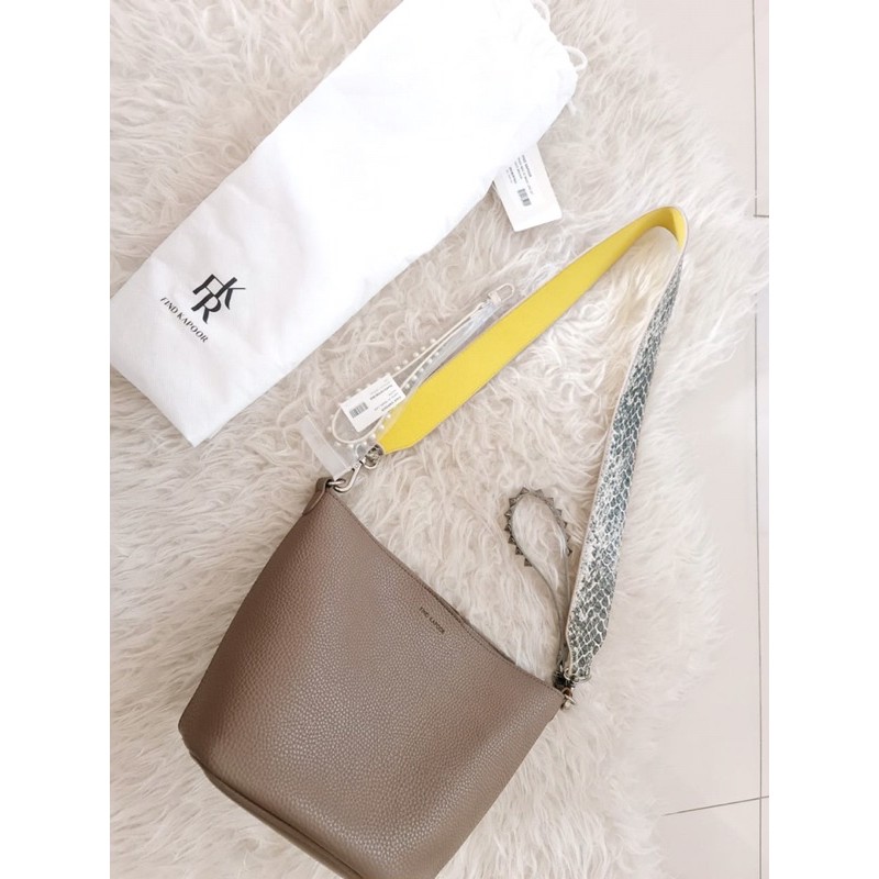 Tas Find Kapoor Original