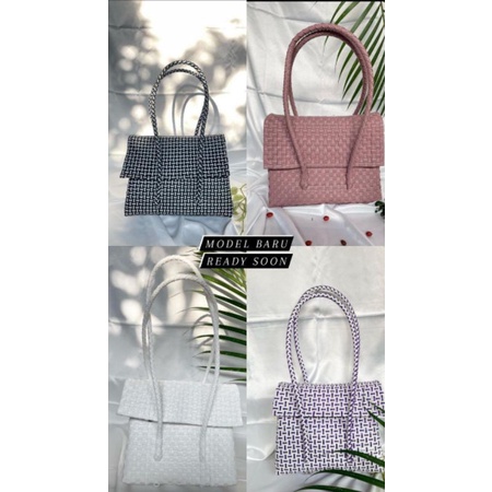 tas anyaman Plastik dengan tutup magnet