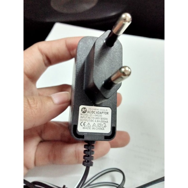 Alat Charger Batterai soket Hitam 4,8 Volt