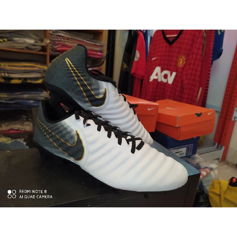 Nike Tiempo Legend 7 Academy FG (Soccer)