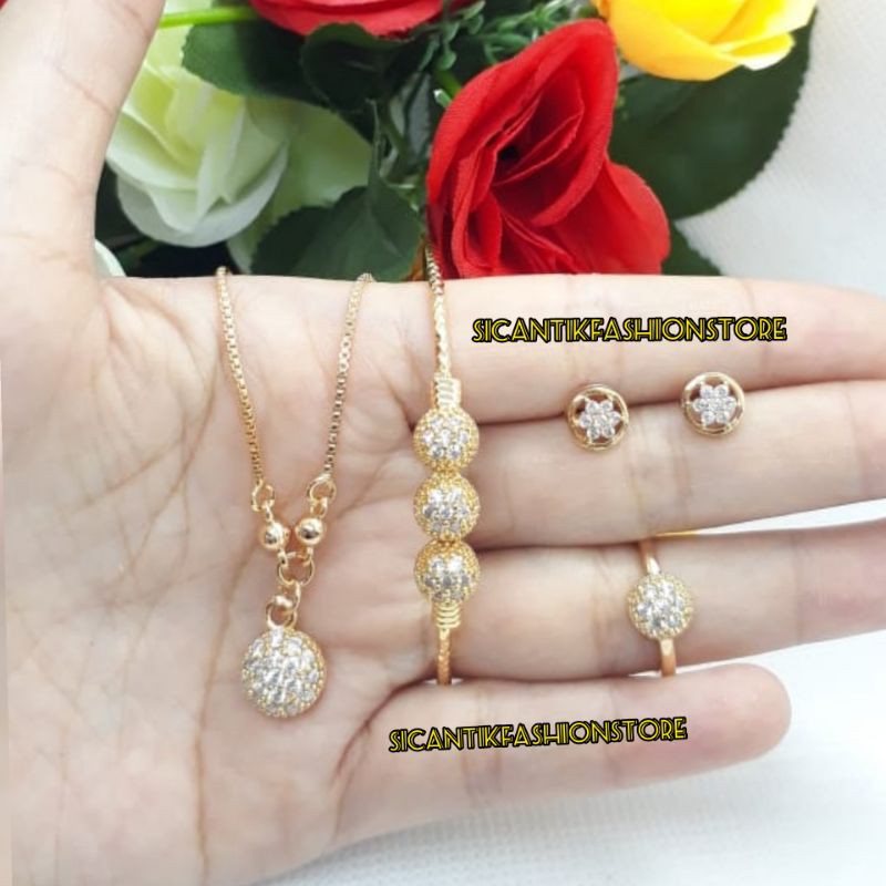 PROMO KALUNG ANAK-ANAK TITANIUM WANITA SATU PAKET/ANTING/GELANG/KALUNG/CINCIN/ANTI KARAT LAPIS EMAS