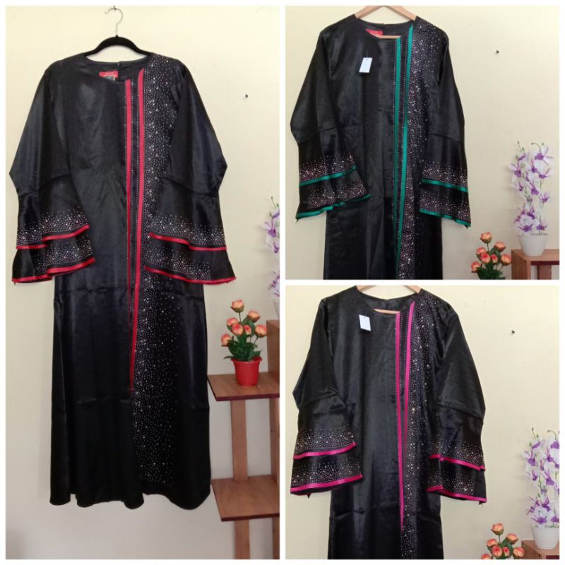 Gamis wanita warna hitam