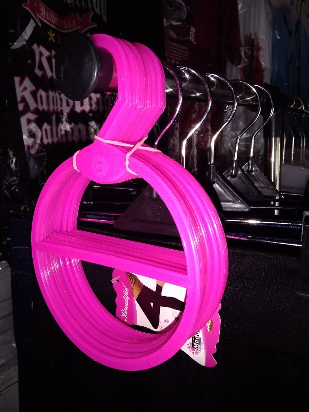 Hanger Jilbab Bulat /  Gantungan Hanger Kerudung