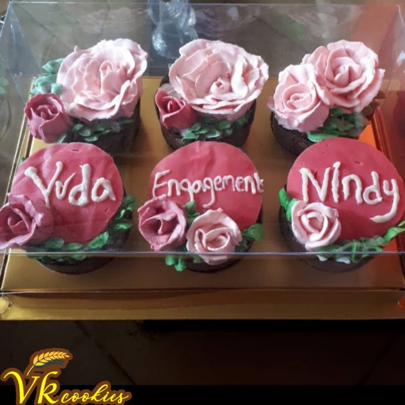 

Flower Cupcakes Lamaran Enam Cup