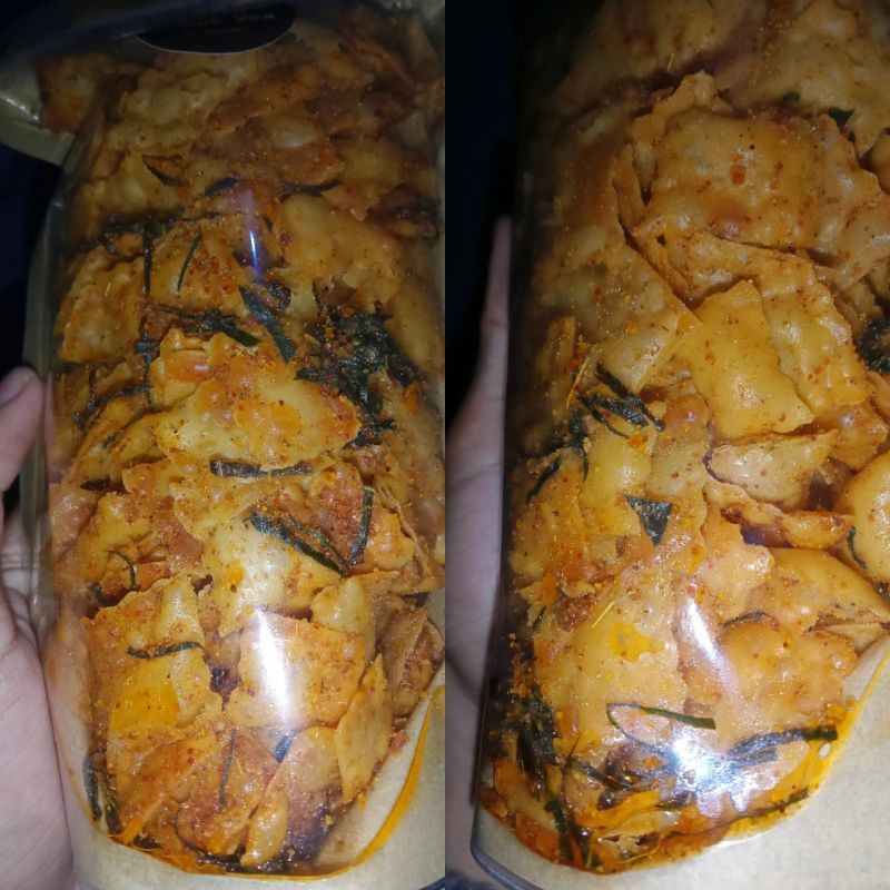 

Pangsit Krenyes Daun jeruk (300gr)