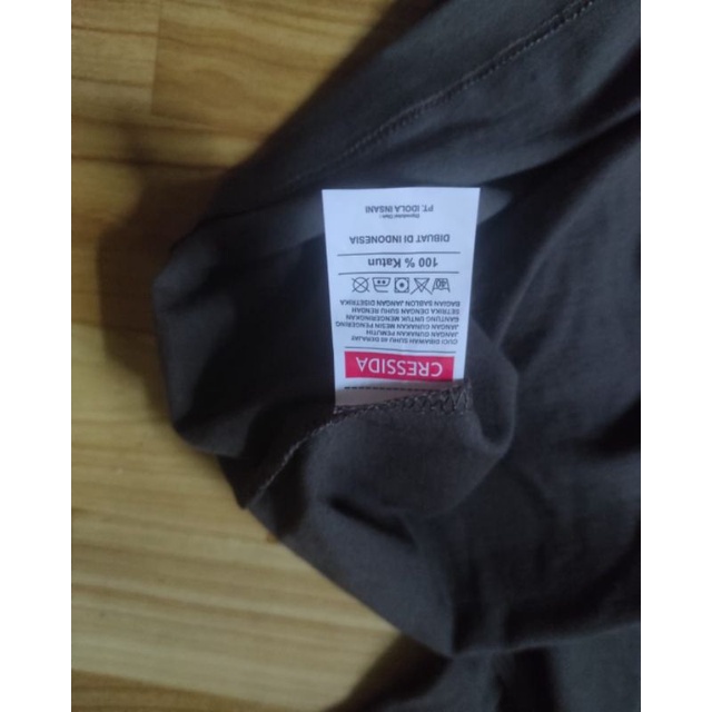 kaos Cressida original