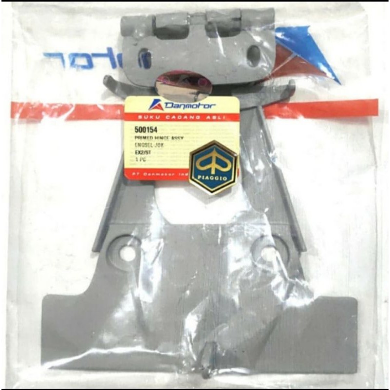 Engsel Jok Vespa Exclusive 2 PX PXE Strada Sera Original Danmotor