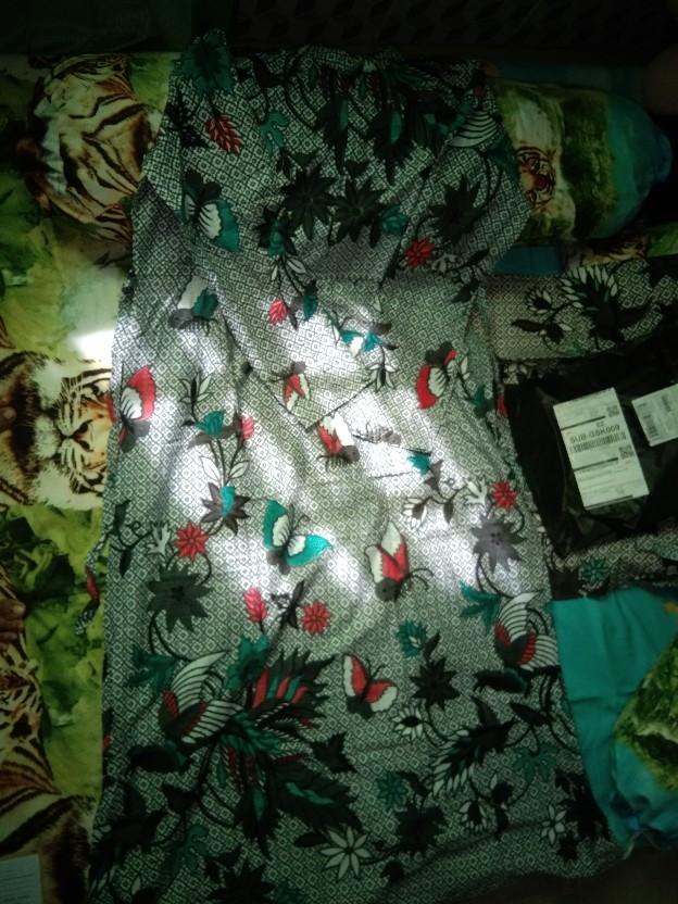 Batik Couple Keluarga Sania Ruffle Ori Ndoro Jowi Dnt Sogan Motif Merpati Putih