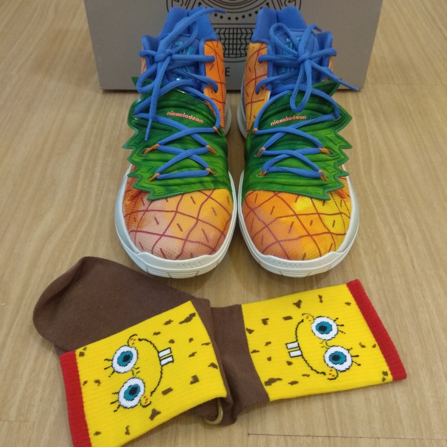 Nike Kyrie 5 Spongebob Pineapple House Original, Size 42,5
