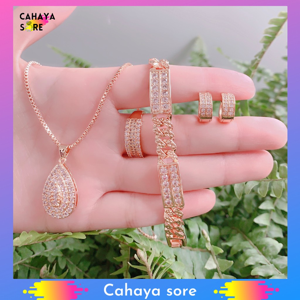 Xuping Set Gold Perhiasan Set Dewasa Model Persegi XD01