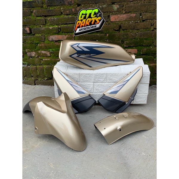 body set yamaha rx king warna gold tahun 2002 slebor depan byson