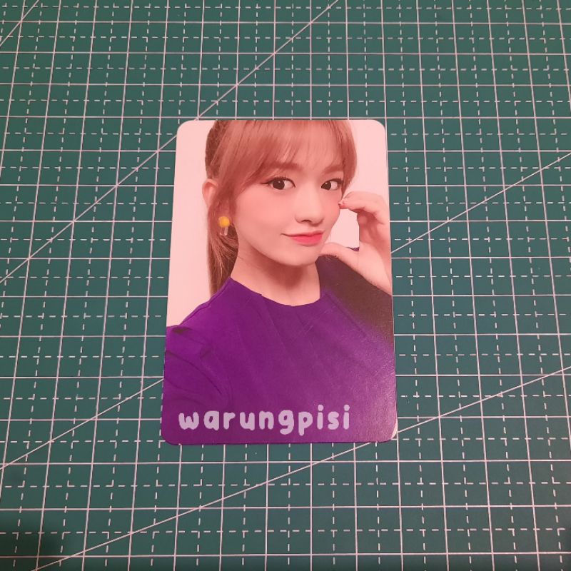 izone ahn yujin photocard