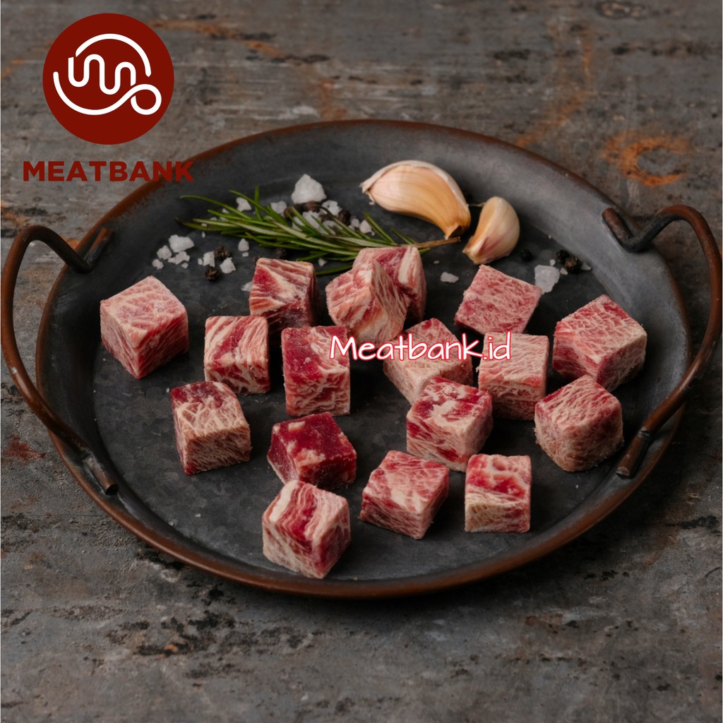 

MEATBANK Saikoro Beef Cube Wagyu AUS Quality Premium | Beef Wagyu Saikoro Cubes Meltique | Saikoro Beef Wagyu Meltique Premium | Beef Saikoro Meltique Premium 2x2 Full Kotak | Wagyu Cube 2CMX2CM